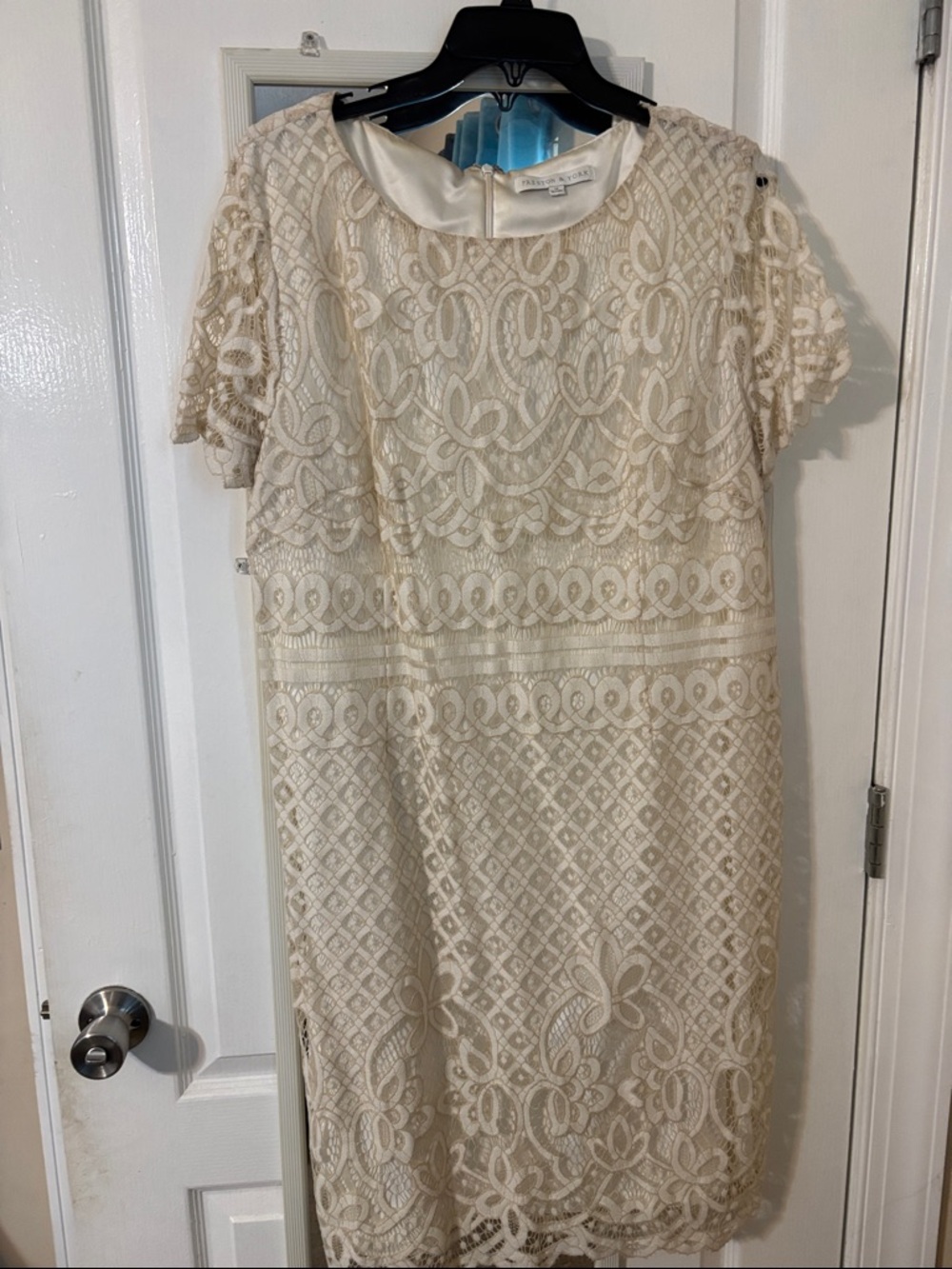 Preston & York Cream Lace Midi Shift Dress